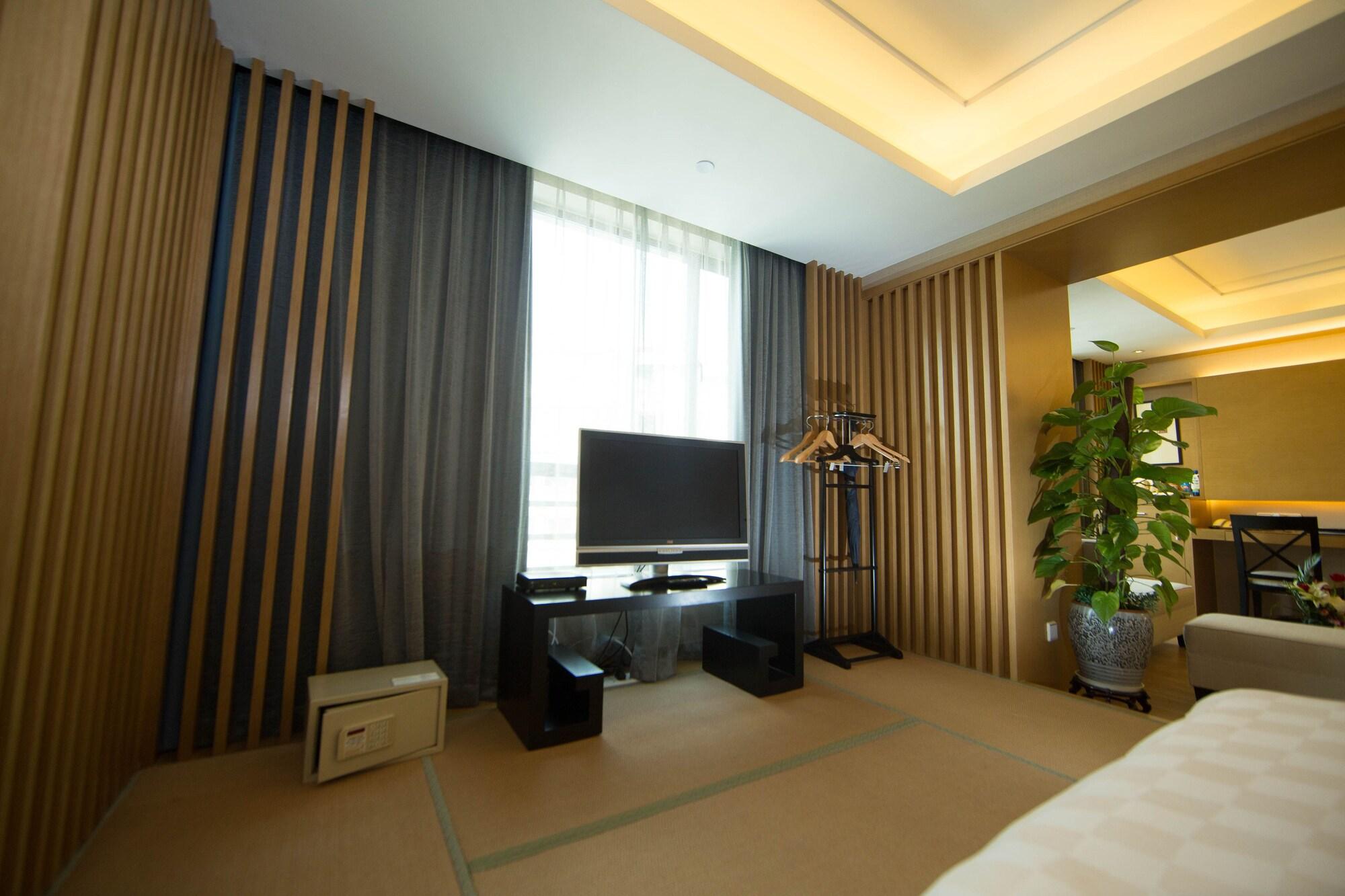 Wuyang Holiday Hotel Hangzhou Exterior photo